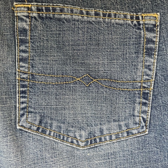 Lucky Brand Jeans - Picture 3 of 10